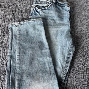 Old Navy Mid-Rise Boyfriend Jeans